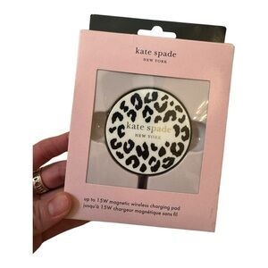 KATE SPADE PHONE CHARGING PAD 15W WIRELESS  MAGSAFE LEOPARD ROUND - NIB